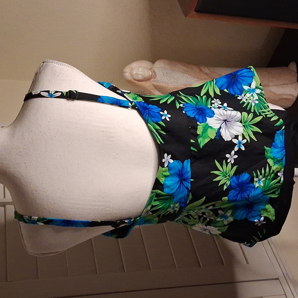 💙👙Coco Reef Blue, Green, White & Black Floral Tankini 2 Piece Swim Suit SZ 38D - Picture 3 of 7